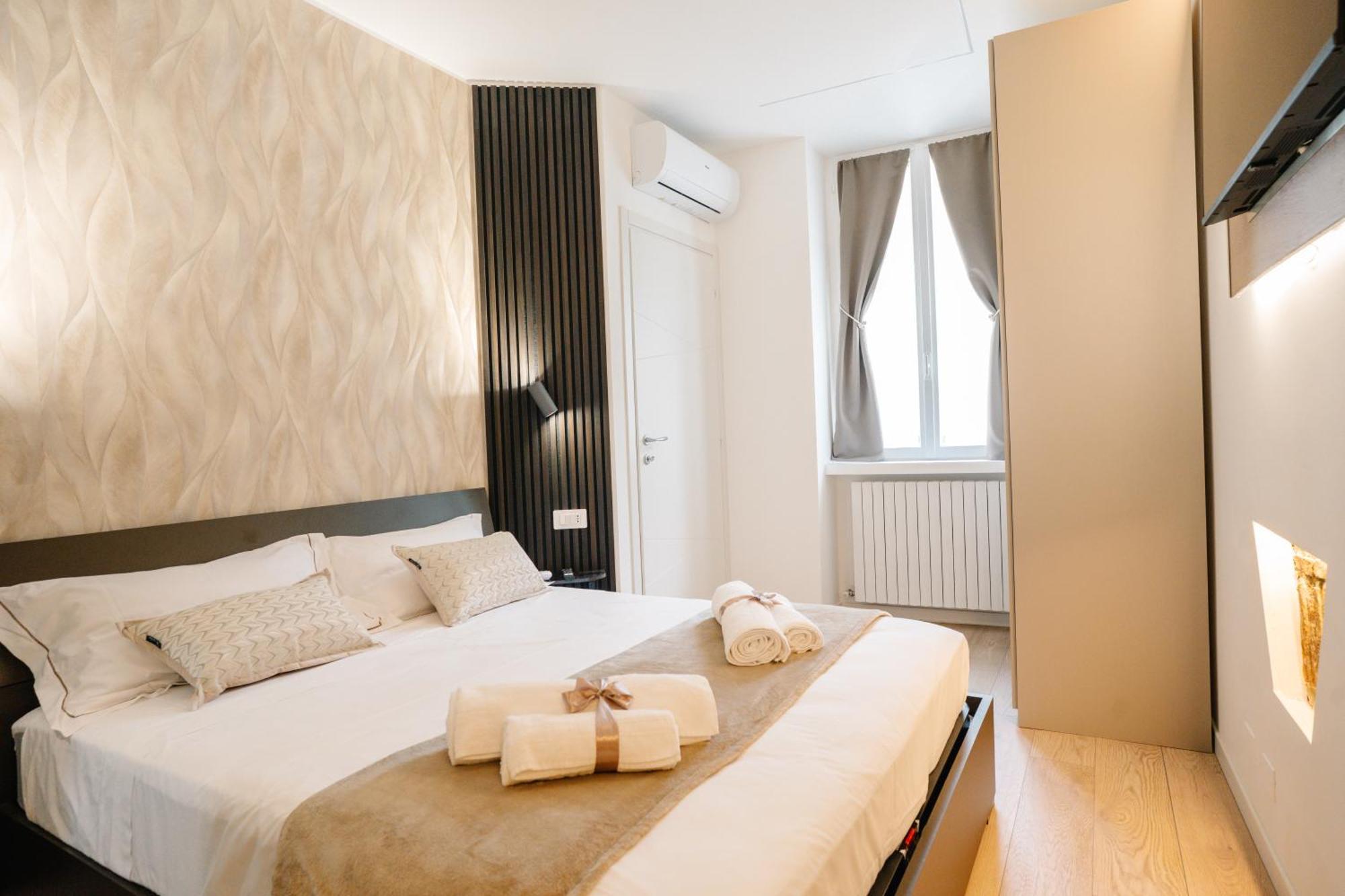 Charm Living Duomo * Como