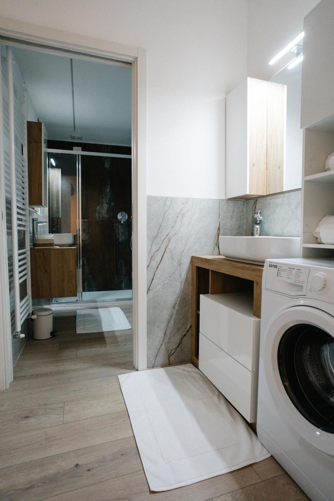 Charm Living Duomo Apartment *
